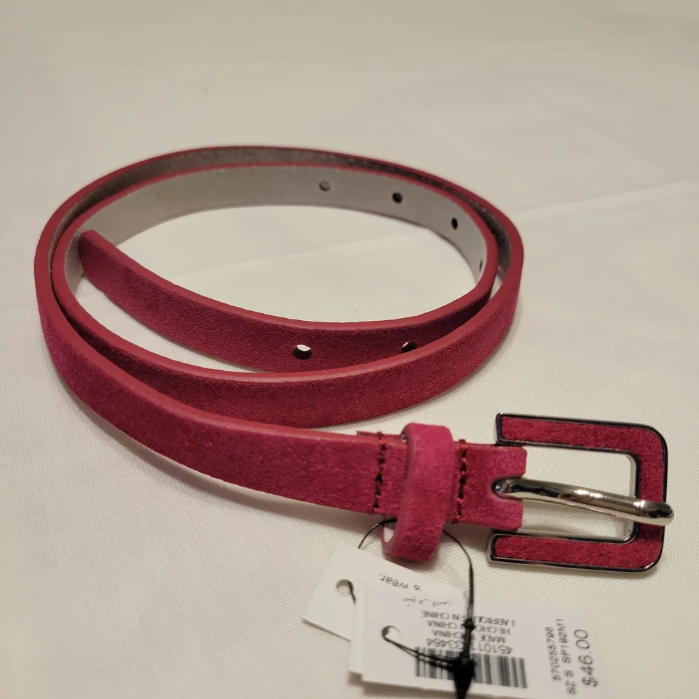 NWT White House Black Market Fuchsia Belt